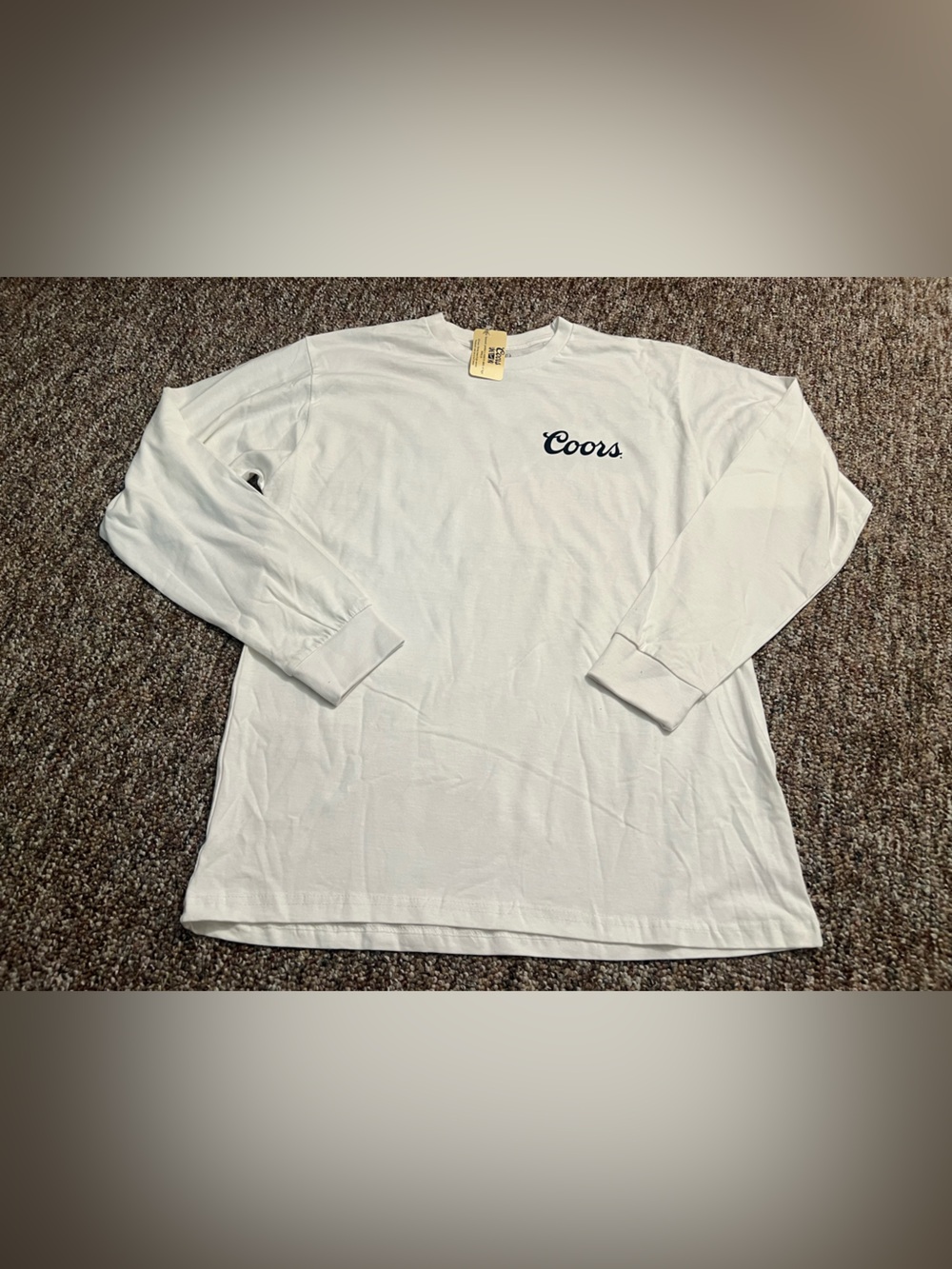 Coors Banquet Men’s Tee Luv White Long Sleeve Graphic Shirt Size Medium New